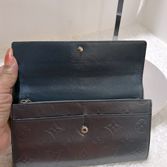 Louis Vuitton Gray Monogram Matt Vernis Wallet EUC  Free Nails, 2Rings & Chain - Picture 9 of 16